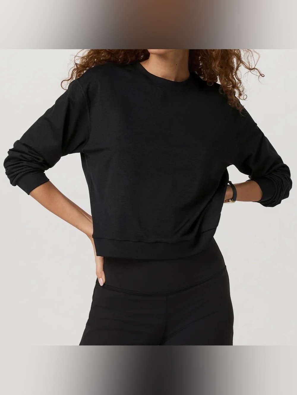 NWT Vuori Halo Modern Crew in Black Heather